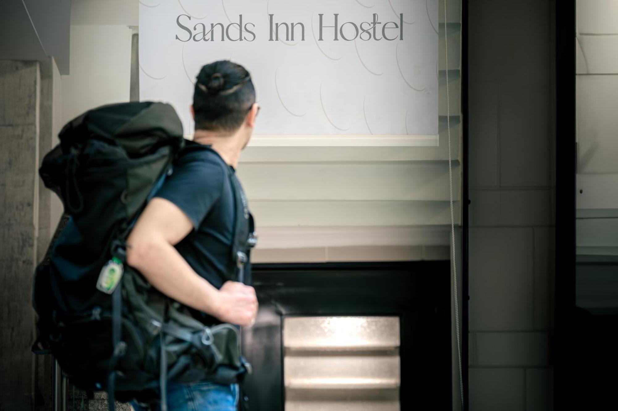 Sands Inn Hostel Riad Exterior foto
